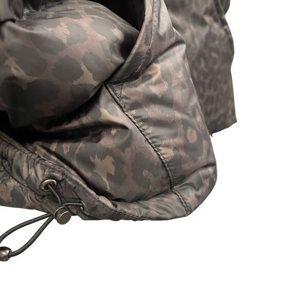 NWT Coach Down Filled Animal Print Brown Black Puffer Vest Womens XL - Picture 3 of 8